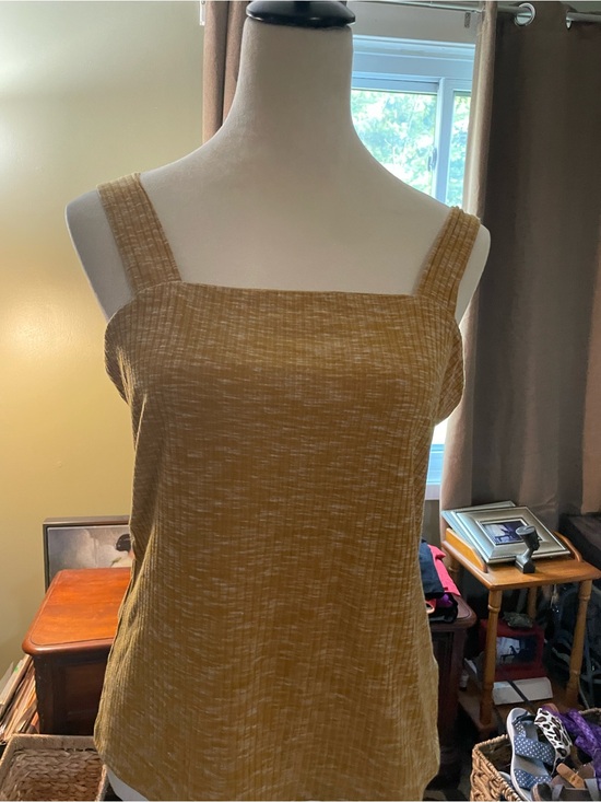 bobeau Tops - Bobeau Mustard Square-Neck Tank with Wide Straps